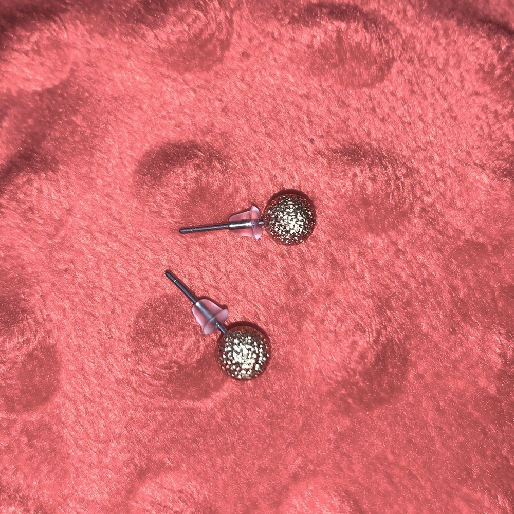 6mm Texture Gold Stud earrings
